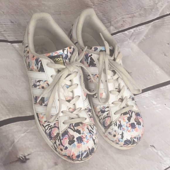 Adidas La Marque aux 3 bandes superstar in 6.5 - Picture 3 of 16